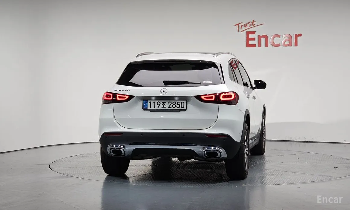 Mercedes-Benz GLA-Class 2020 GLA220