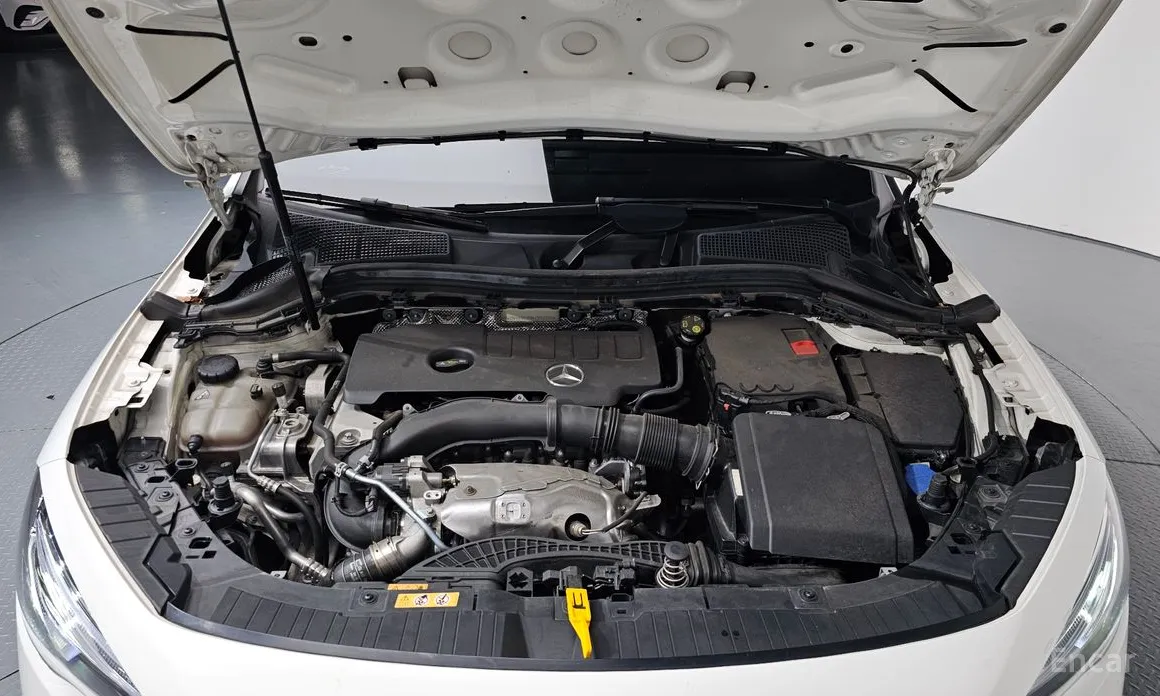 Mercedes-Benz GLA-Class 2020 GLA220