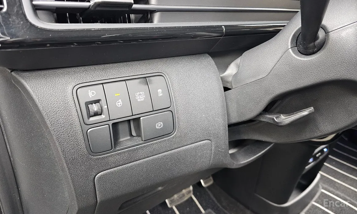 Hyundai Staria 2021 HEV 1.6 Lounge 9-Seater