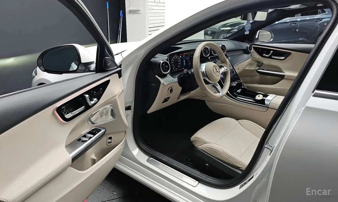 Mercedes-Benz C-Class 2022 C300 4MATIC Avantgarde