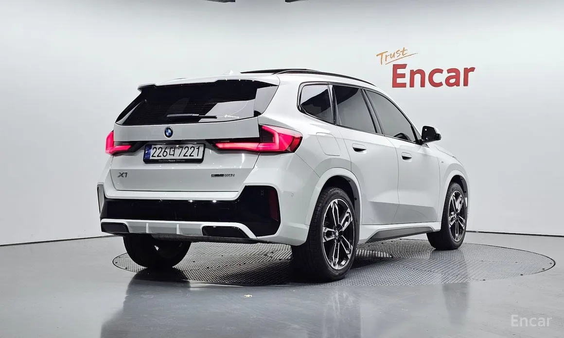 BMW X1 2023 sDrive 20i M Sport