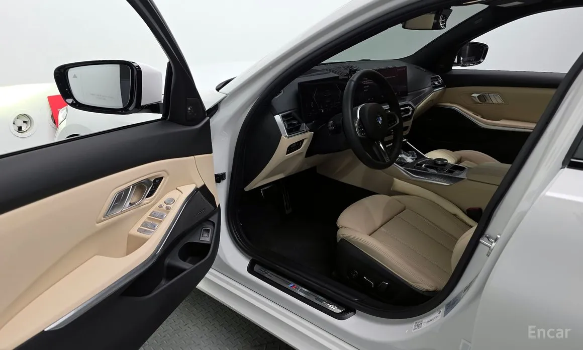 BMW 3 Series 2019 320i M Sport