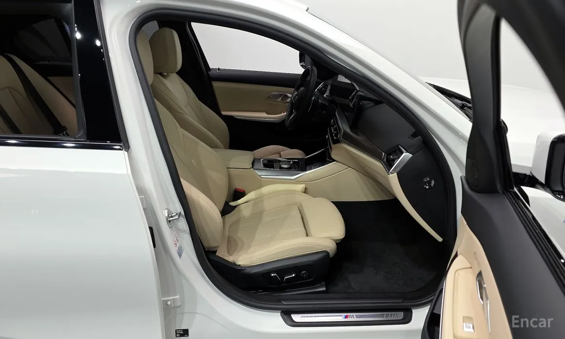 BMW 3 Series 2019 320i M Sport