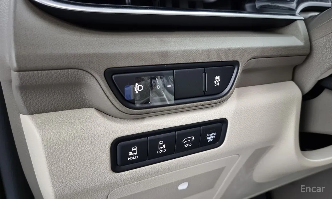 Kia Carnival 2023 Gasoline 7-Seater Noblesse