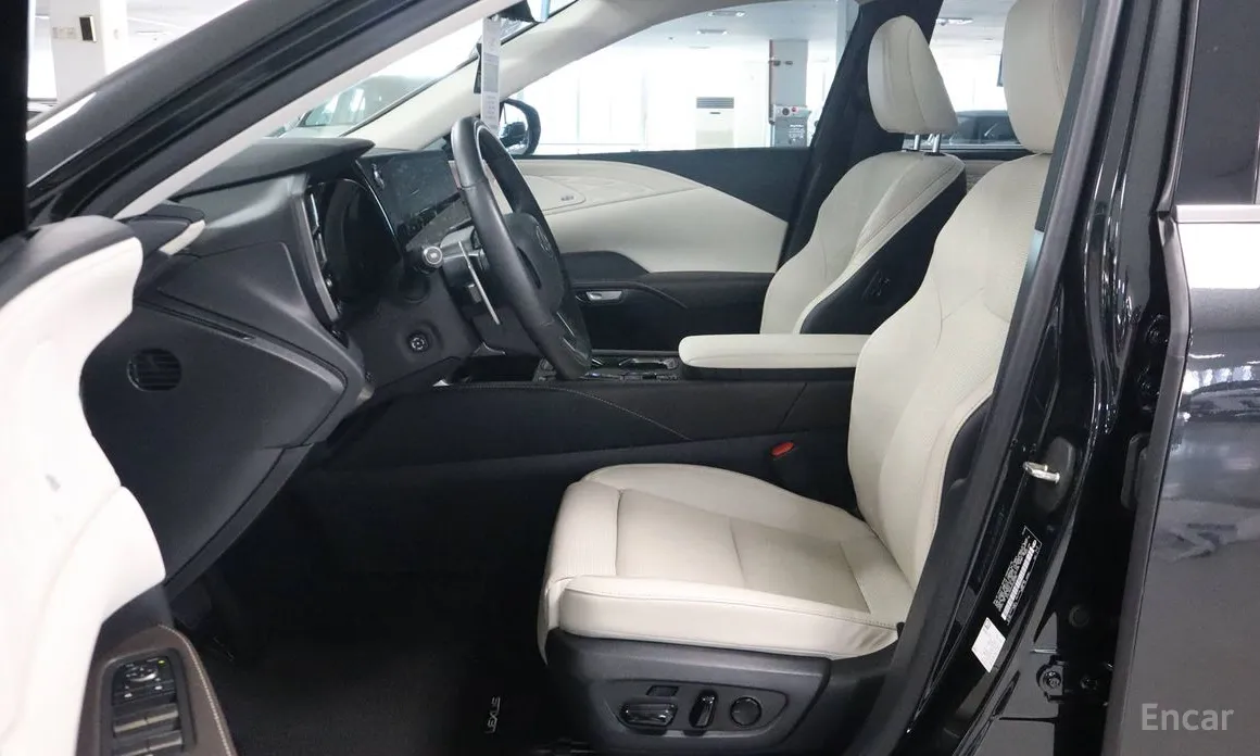 Lexus RX 2023 Luxury