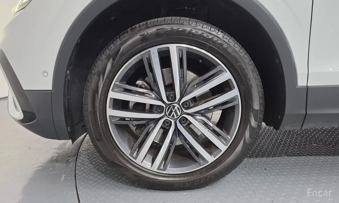 Volkswagen Tiguan 2018 2.0 TSI Prestige