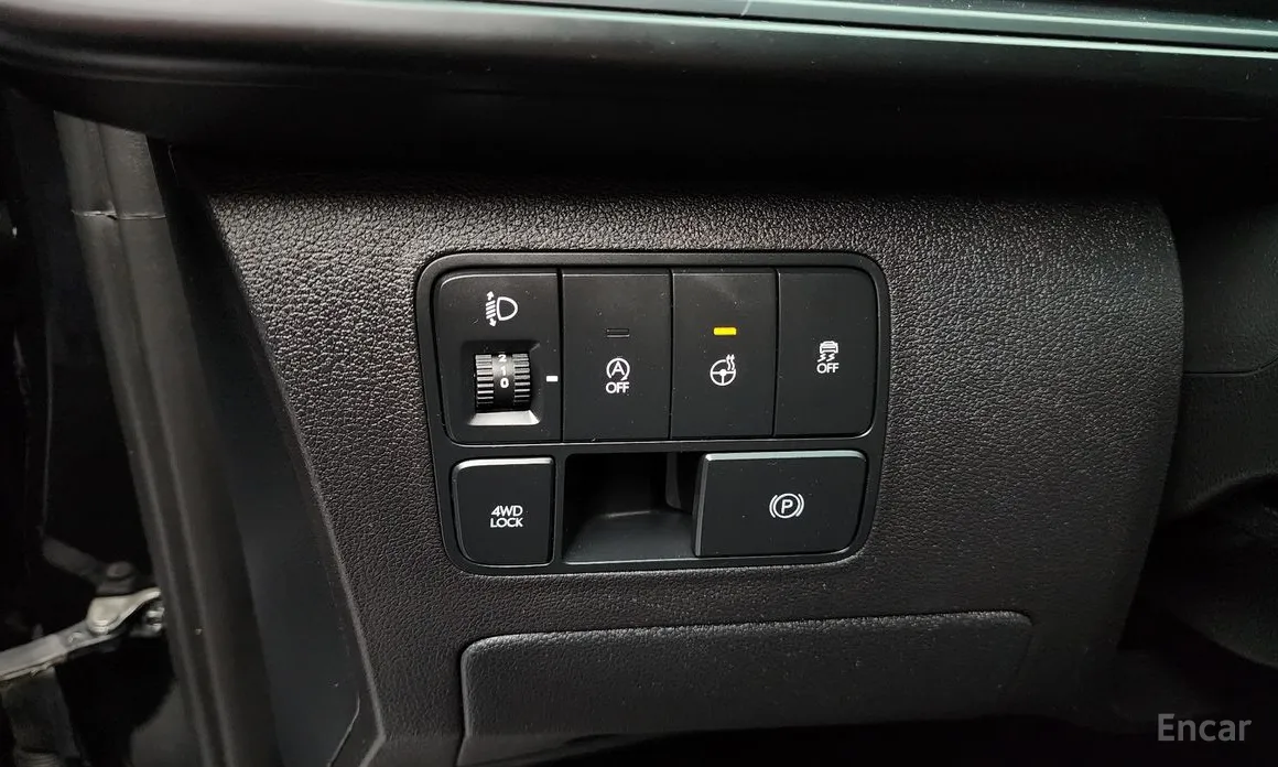 Hyundai Staria 2021 4WD Tourer 9-Seater