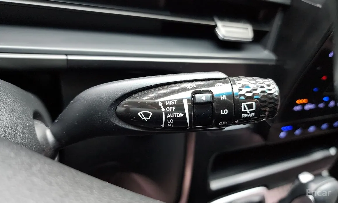 Hyundai Staria 2021 4WD Tourer 9-Seater