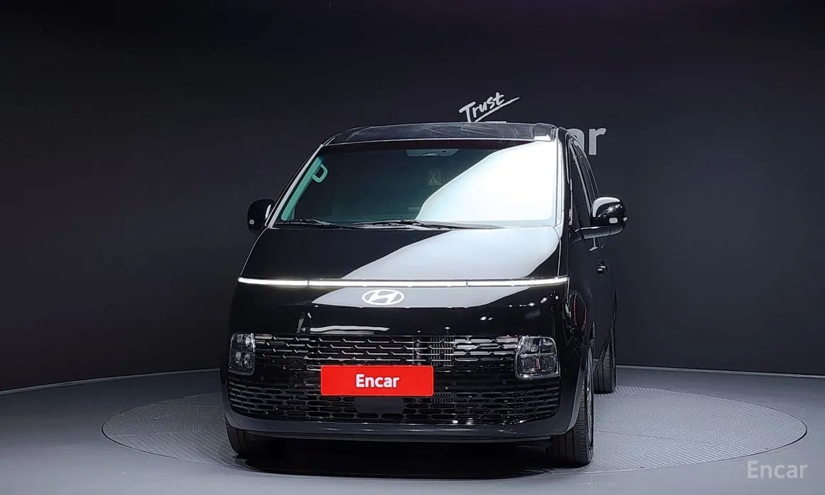 Hyundai Staria 2021 4WD Tourer 9-Seater