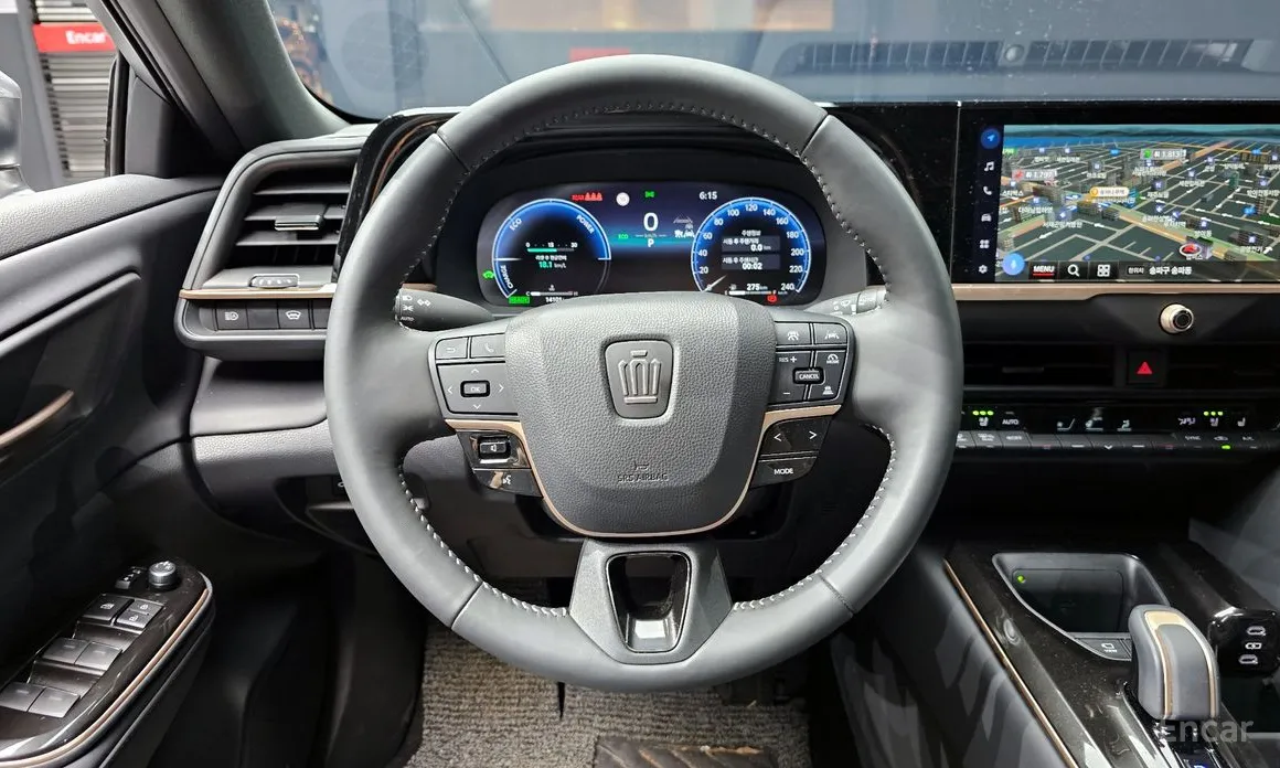 Toyota Crown 2023 2.5 4WD Hybrid