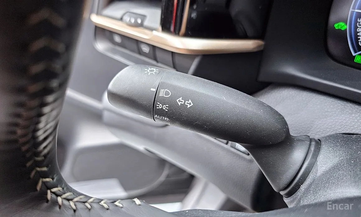 Toyota Crown 2023 2.5 4WD Hybrid