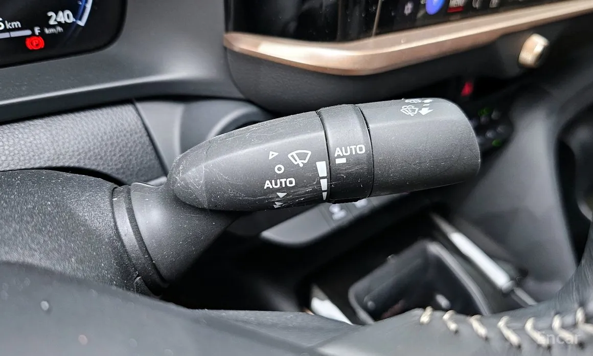 Toyota Crown 2023 2.5 4WD Hybrid