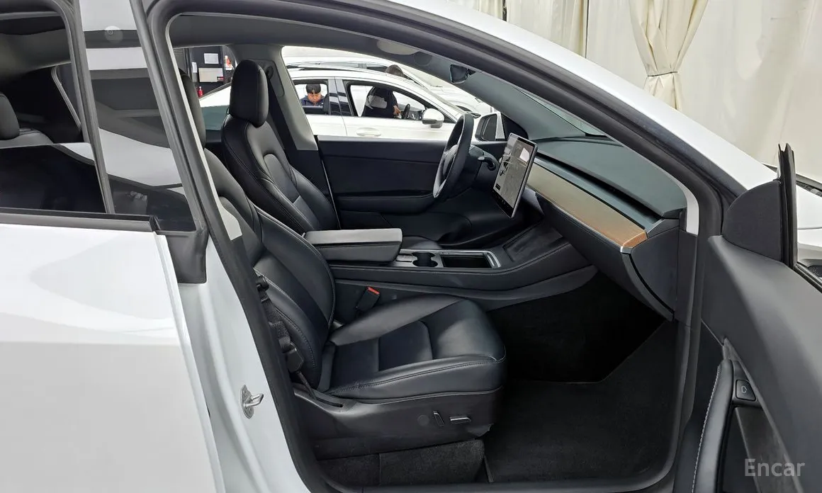 Tesla Model Y 2020 Standard Range