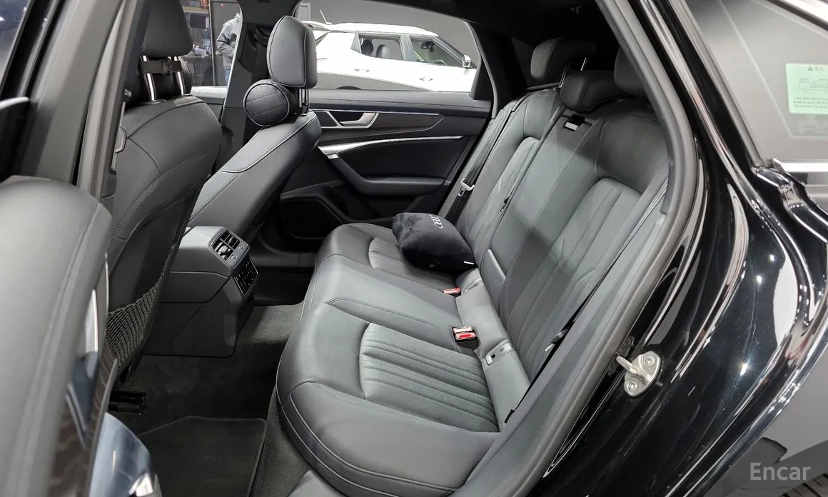 Audi A6 2019 45 TFSI Quattro Premium