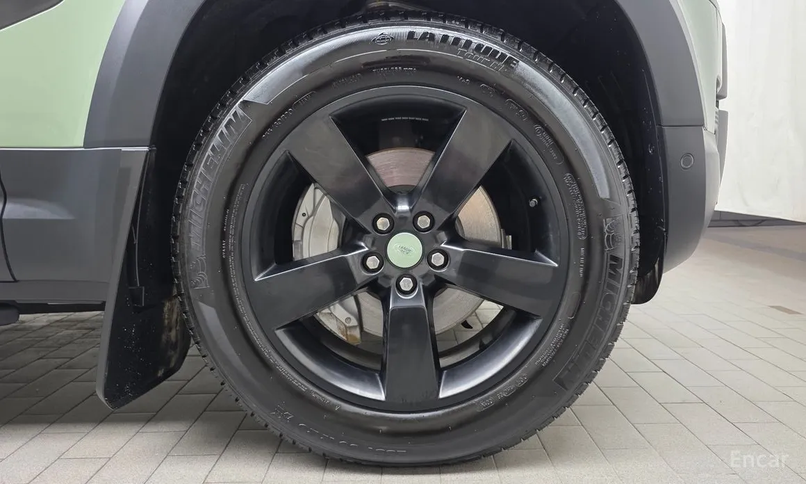 Land Rover Defender 2020 110 D300 75th Edition