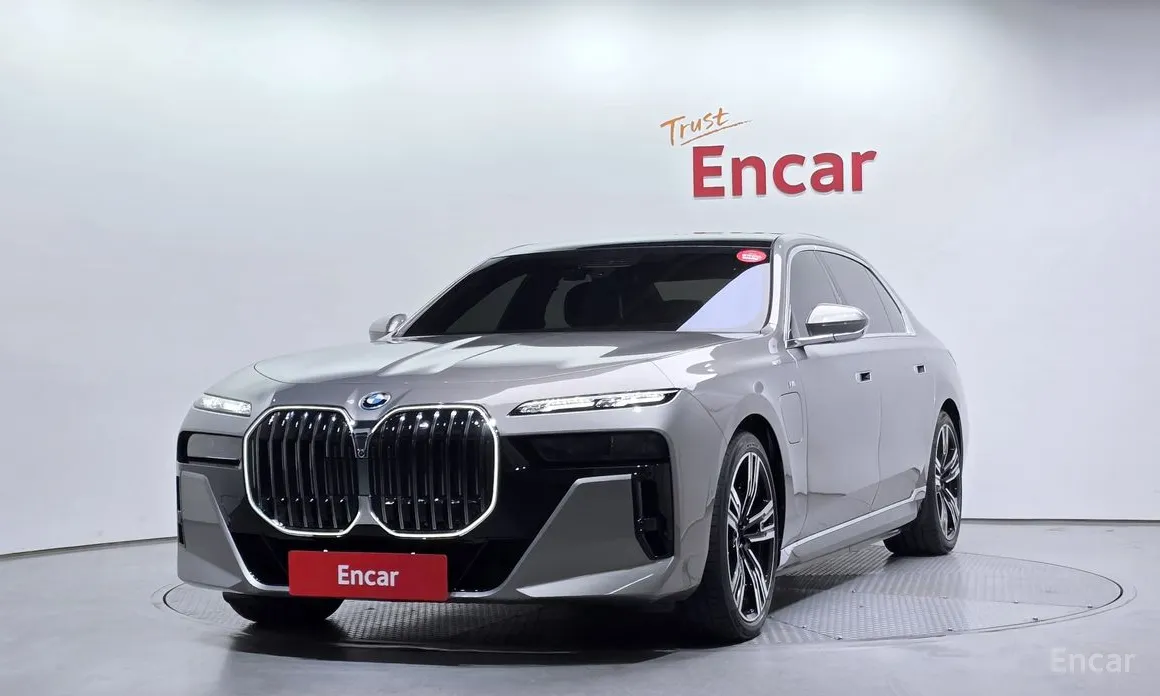 BMW 7 Series 2022 750e xDrive M Sport