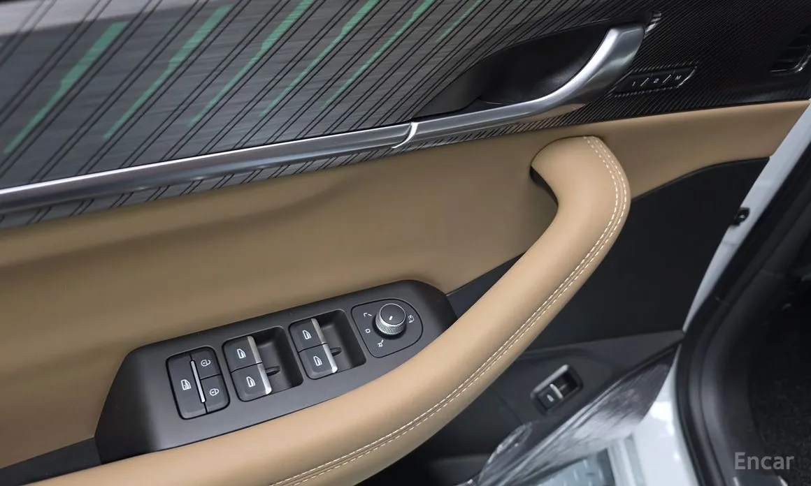 Renault Grand Koleos 2024 1.5 E-TECH Iconic 2WD