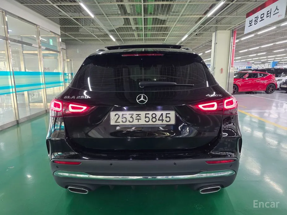 Mercedes-Benz GLA-Class 2020 GLA250 4MATIC