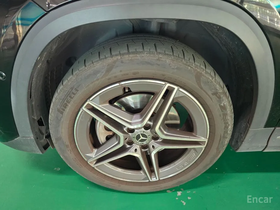 Mercedes-Benz GLA-Class 2020 GLA250 4MATIC