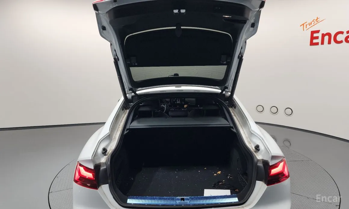 Audi A5 2017 40 TFSI Quattro Premium Sportback