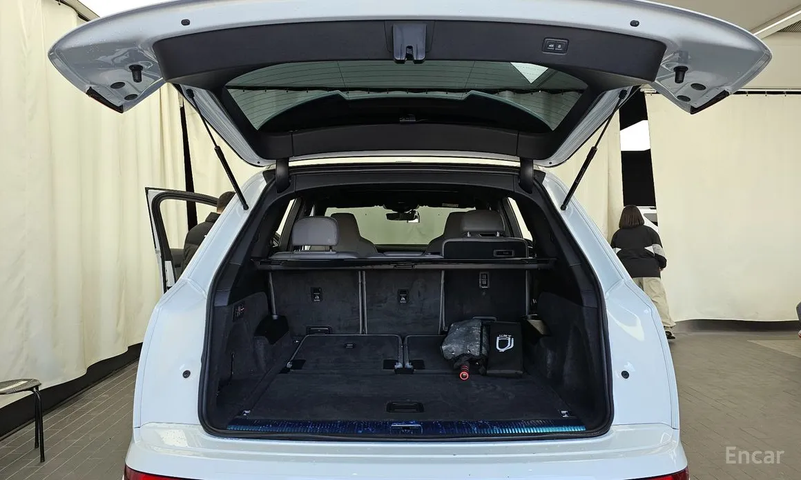 Audi Q7 2016 55 TFSI Quattro Premium