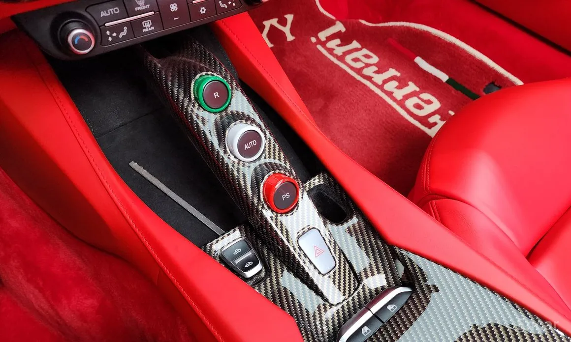 Ferrari Portofino 2018 M 3.9 V8