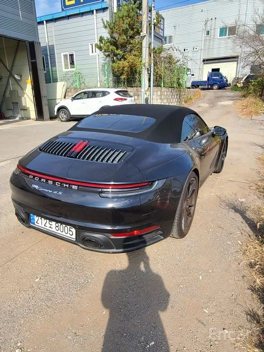 Porsche 911 2019 Carrera 4S Cabriolet