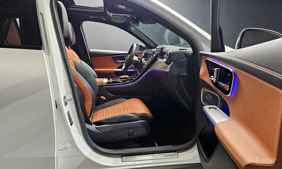 Mercedes-Benz GLC-Class 2023 GLC300 4MATIC Online Special
