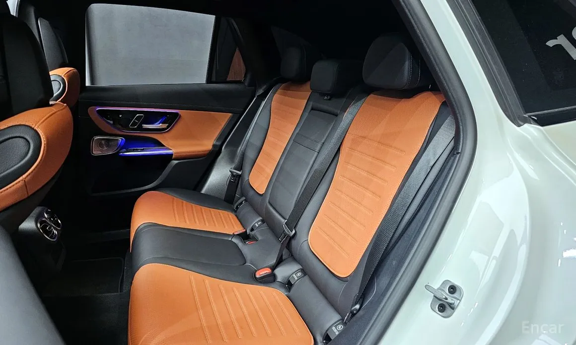 Mercedes-Benz GLC-Class 2023 GLC300 4MATIC Online Special