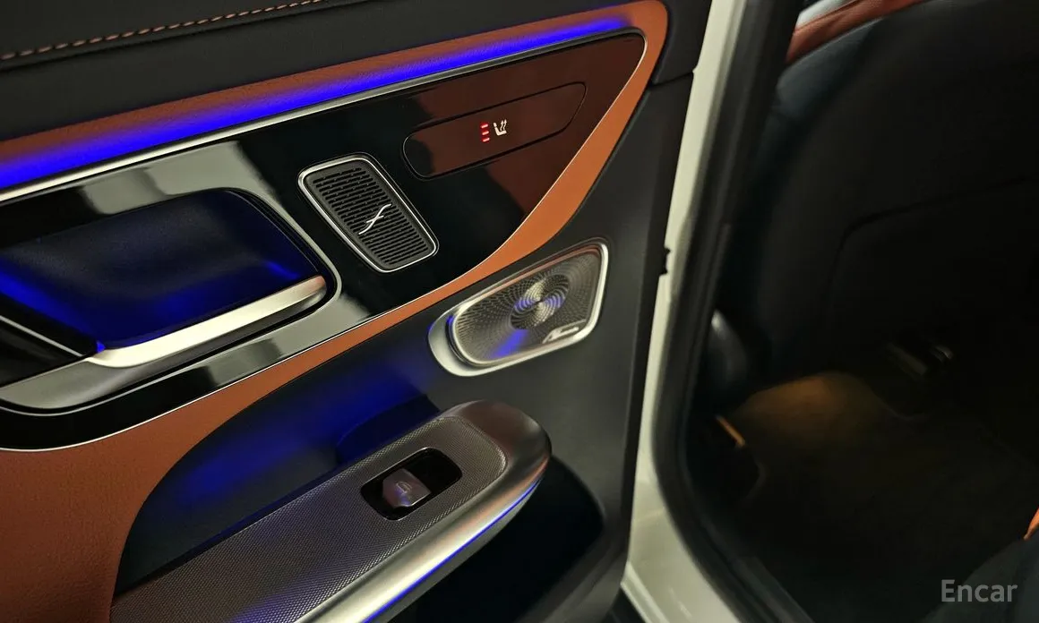 Mercedes-Benz GLC-Class 2023 GLC300 4MATIC Online Special