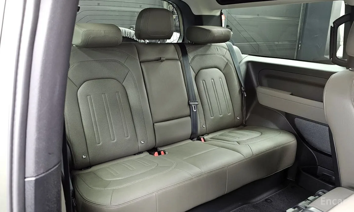 Land Rover Defender 2020 90 D250 SE