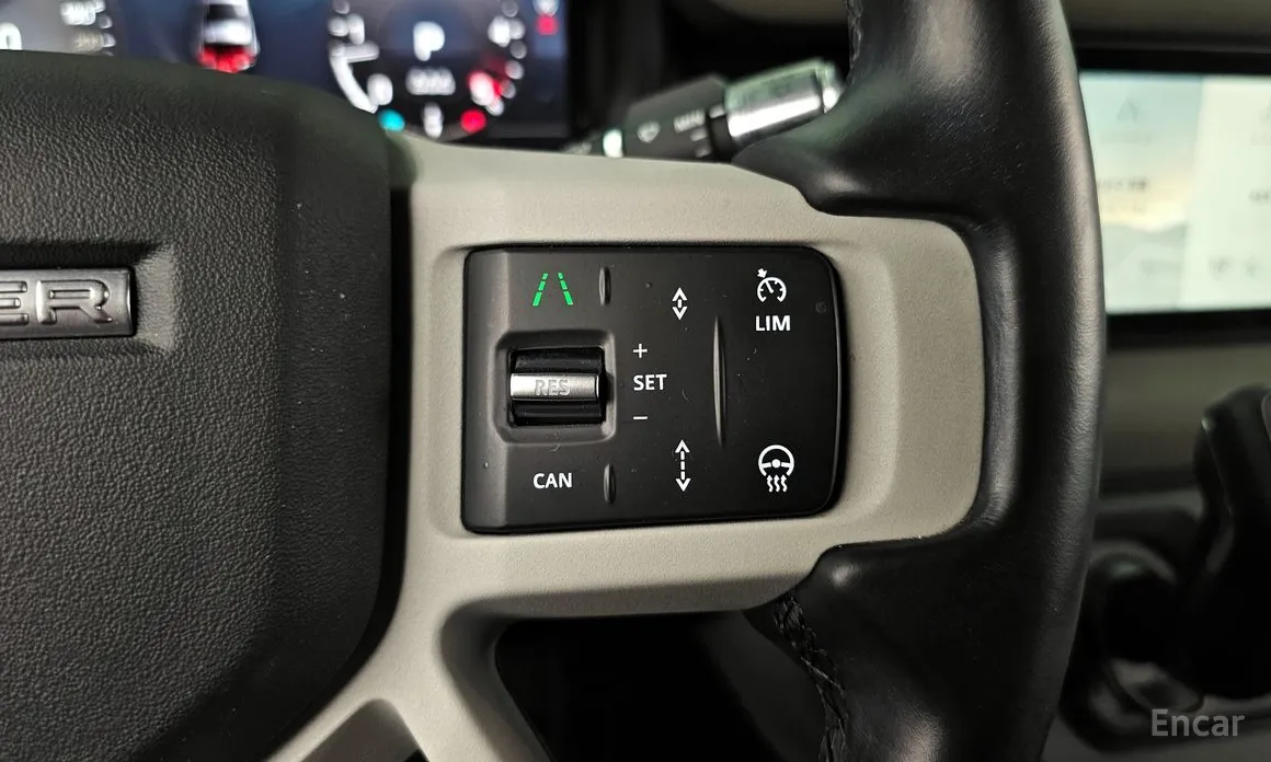 Land Rover Defender 2020 90 D250 SE