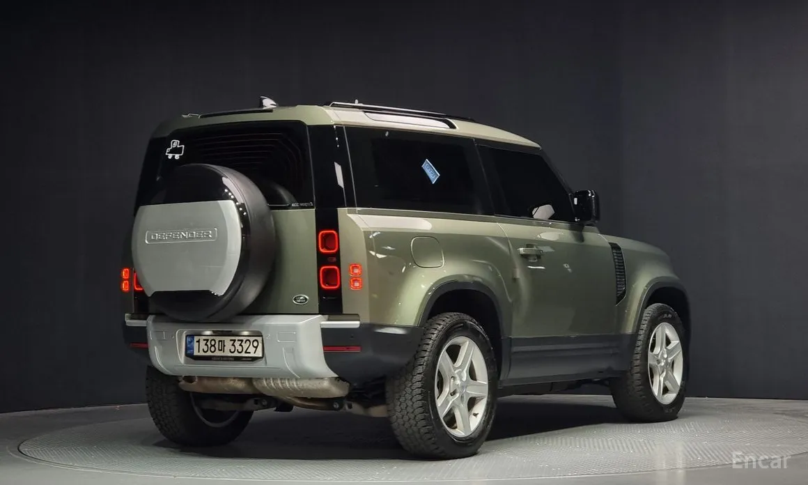 Land Rover Defender 2020 90 D250 SE