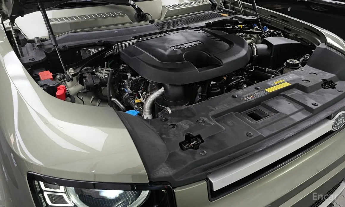 Land Rover Defender 2020 90 D250 SE