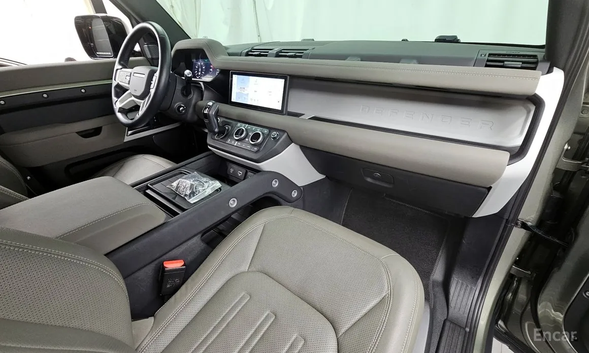 Land Rover Defender 2020 90 D250 SE