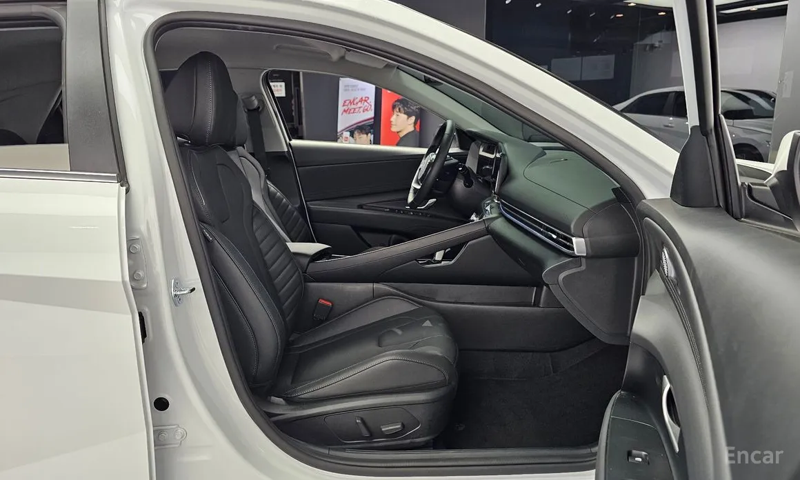 Hyundai Avante 2023 1.6