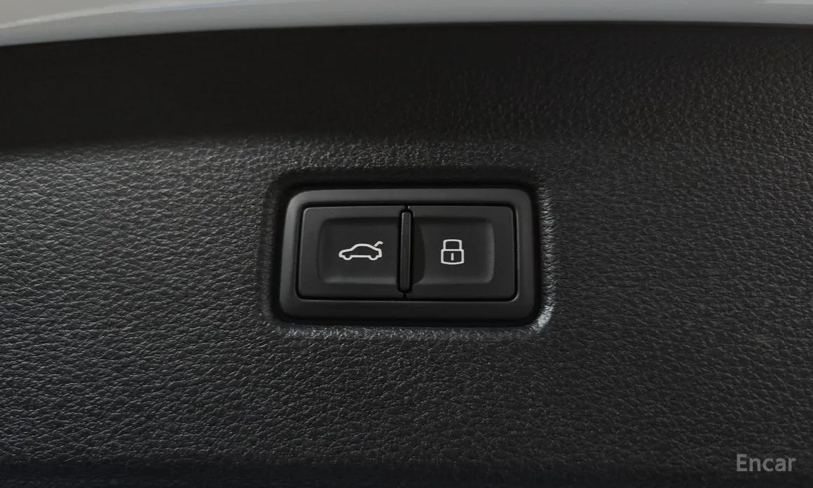 Audi Q5 2017 45 TFSI Quattro Premium Sportback