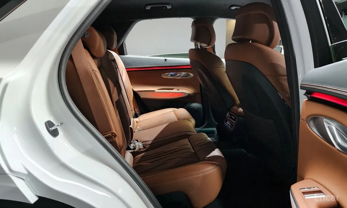 Genesis GV70 2021 2.5T Gasoline 2WD