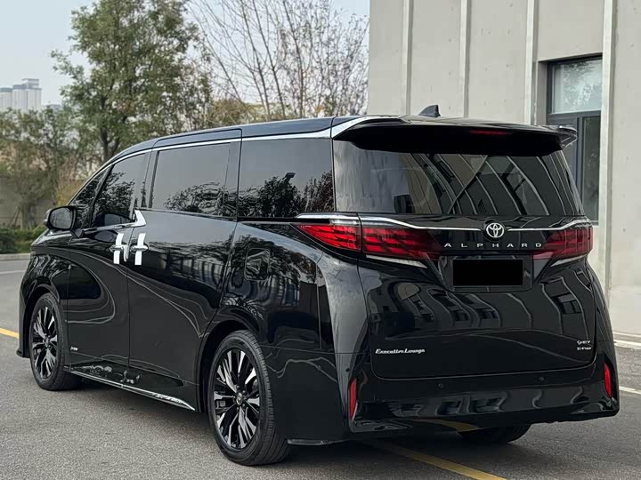 Toyota Alphard 2024 2024款 双擎 2.5L 臻享版