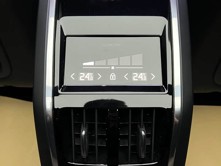 Volvo S90 2025 2025款 B5 智远豪华版