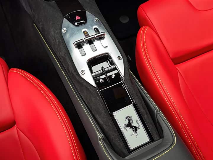 Ferrari SF90 2020 2020款 3.9T V8 Stradale