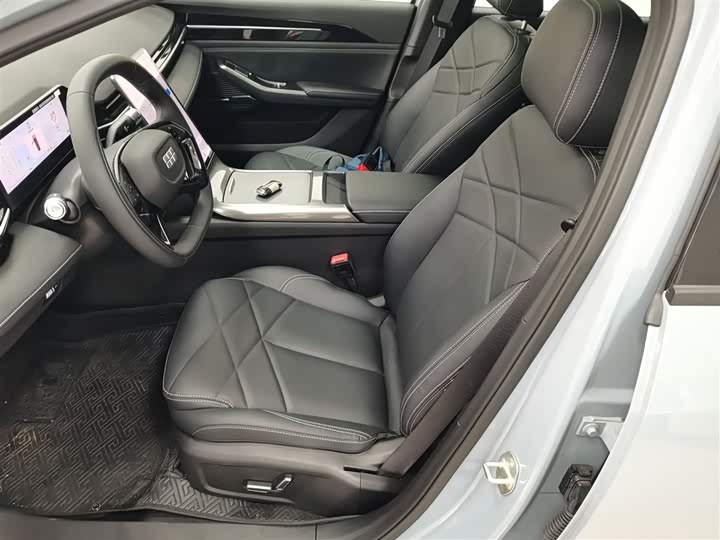 Geely Galaxy L6 2024 2024款 125km PLUS 龙腾版