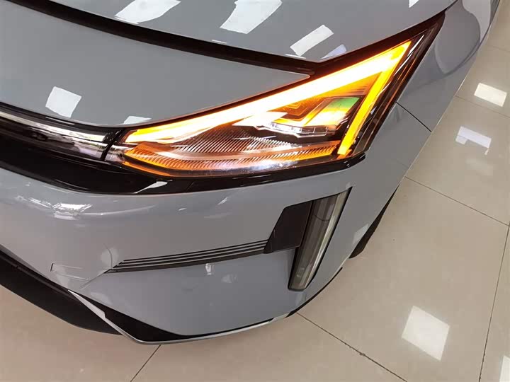 Geely Galaxy L6 2024 2024款 125km PLUS 龙腾版