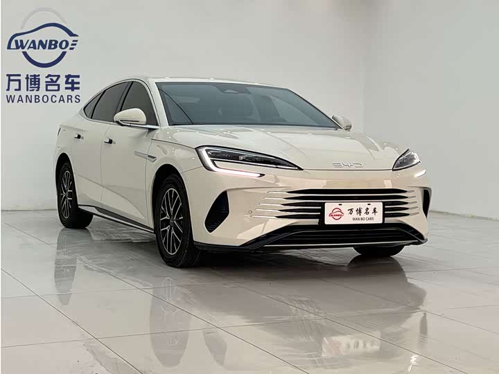 2025 BYD Seal 07 DM-i Hybrid