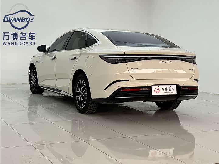 BYD Seal 07 DM-i Hybrid 2025 2025款 DM-i 1.5L 70km 精英型