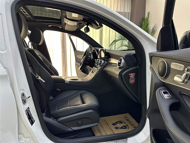 Mercedes-Benz GLC-Class Coupe 2023 2023款 GLC 300 4MATIC 轿跑SUV