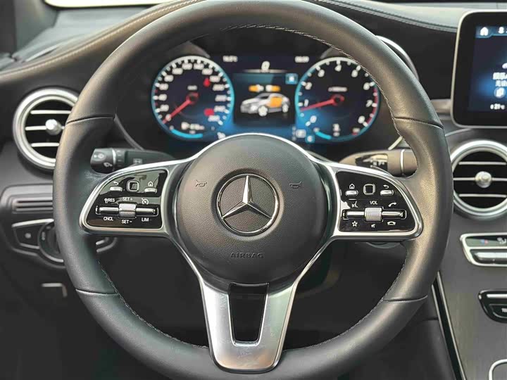 Mercedes-Benz GLC-Class Coupe 2023 2023款 GLC 300 4MATIC 轿跑SUV