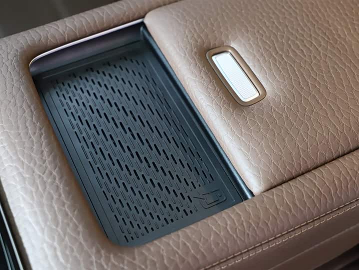 Mercedes-Benz GLS-Class 2024 2024款 GLS 450 4MATIC 豪华型