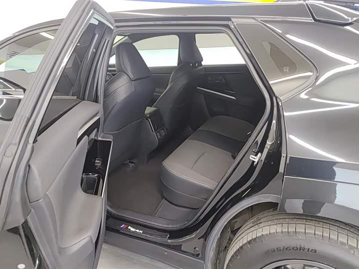 Toyota bZ4X 2022 2022款 两驱精英JOY版