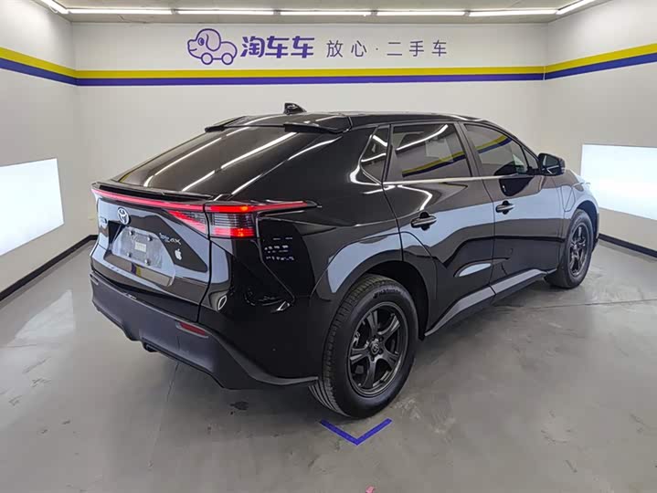 Toyota bZ4X 2022 2022款 两驱精英JOY版